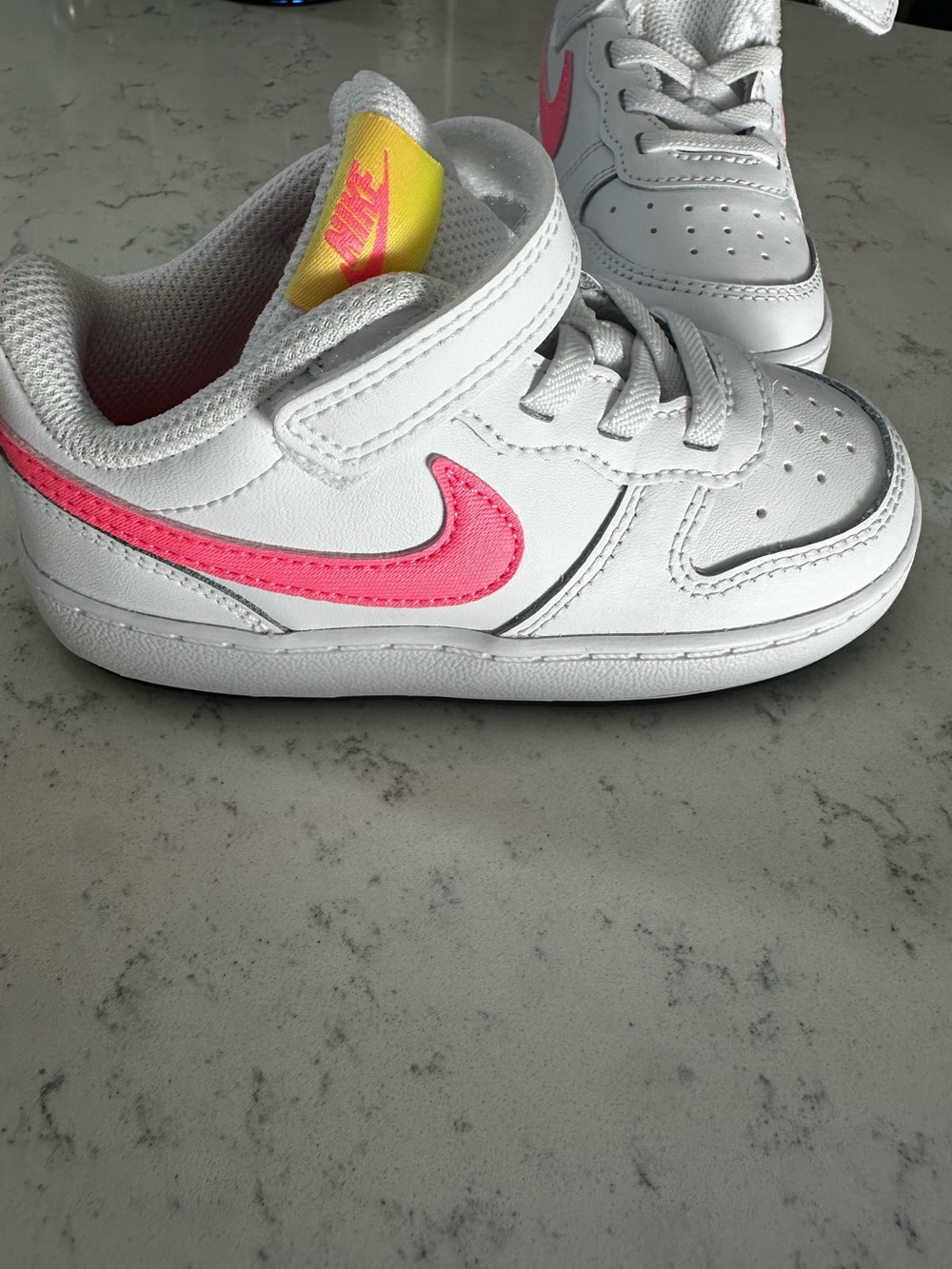 Nike Toddler White/Pink Low-Top Casual Sneakers- never worn!